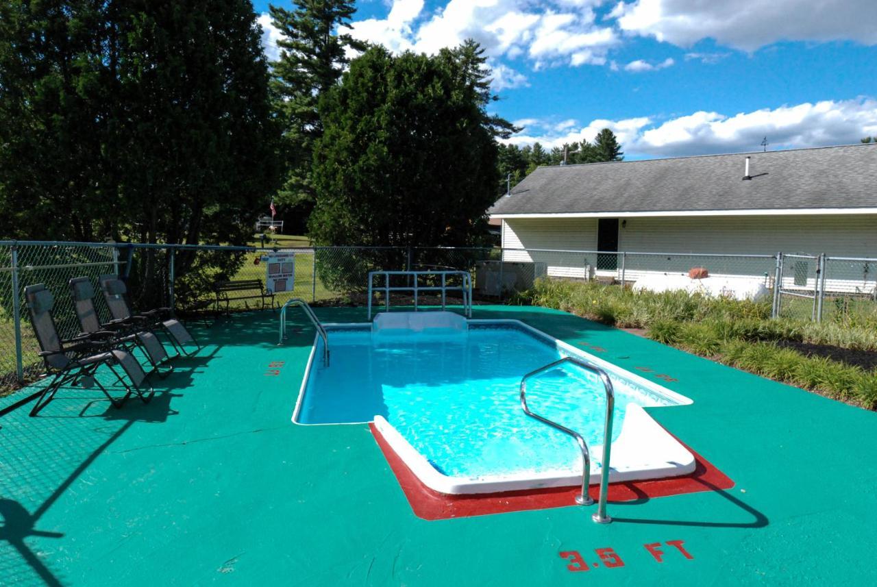 Maple Leaf Lodge Schroon Lake Zewnętrze zdjęcie