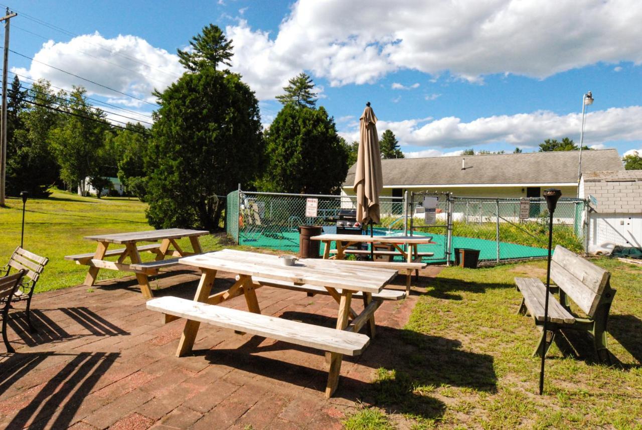 Maple Leaf Lodge Schroon Lake Zewnętrze zdjęcie
